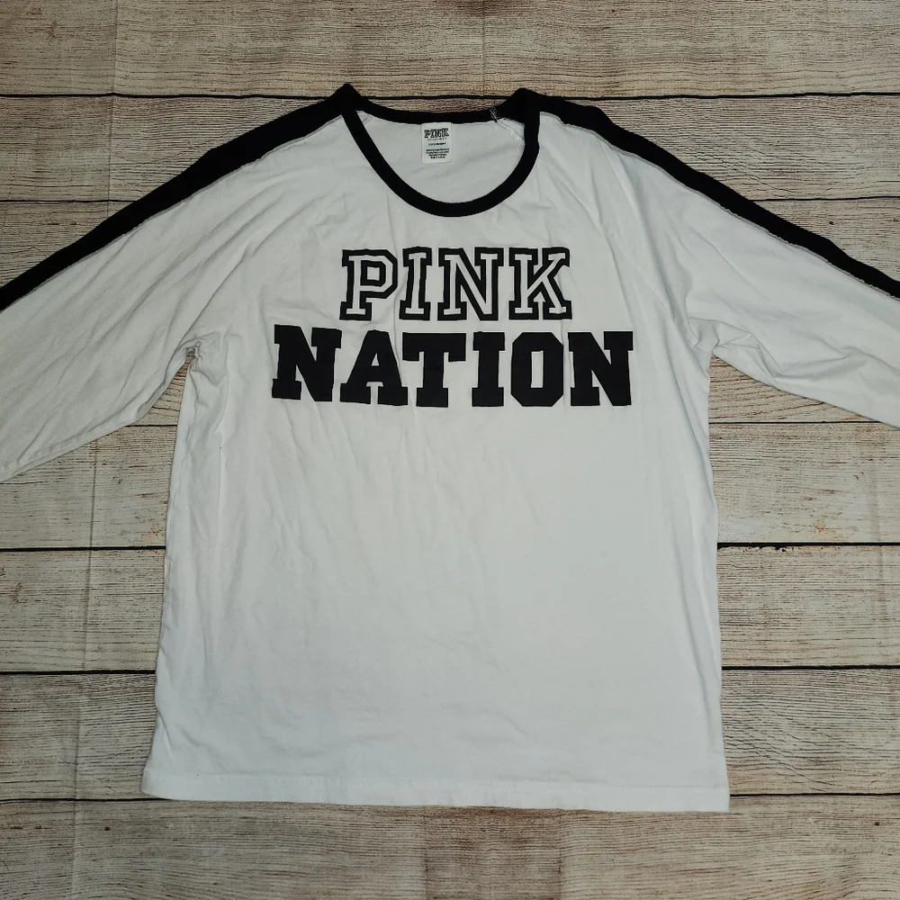 PINK Victoria Secret Bundle - Picture 4 of 16